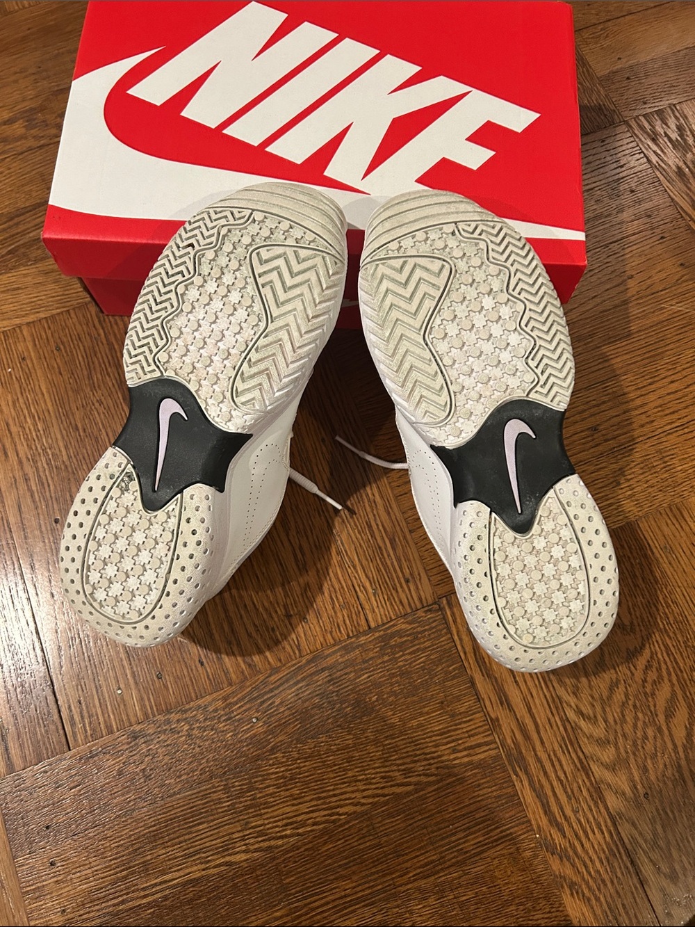 Nike White Tennis Sneakers with Black Swoosh Accent - Picture 4 of 4